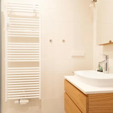 Elegancki 3city Blisko Rzeki W Gdansku By Renters Appartamento *