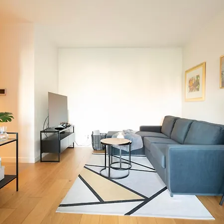 Elegancki 3city Blisko Rzeki W Gdansku By Renters *
