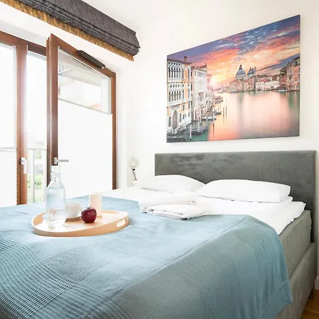 Elegancki 3city Blisko Rzeki W Gdansku By Renters 아파트 그단스크